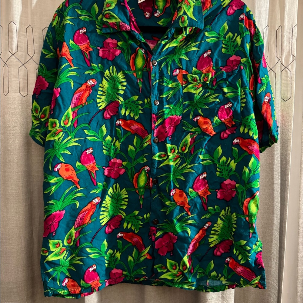 Basix Jimmys Shirt Tropical Parrot Print VTG Men's Hawaiian Shirt